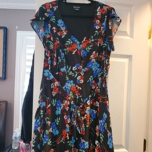 Dress black floral City Chic 14